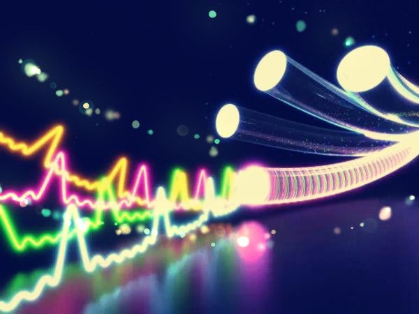 運營商千兆網絡全面普及指日可待嗎？光纖光纜行業保持高度景氣